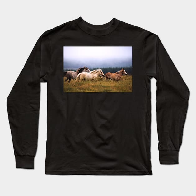 I love horses Long Sleeve T-Shirt by djil13